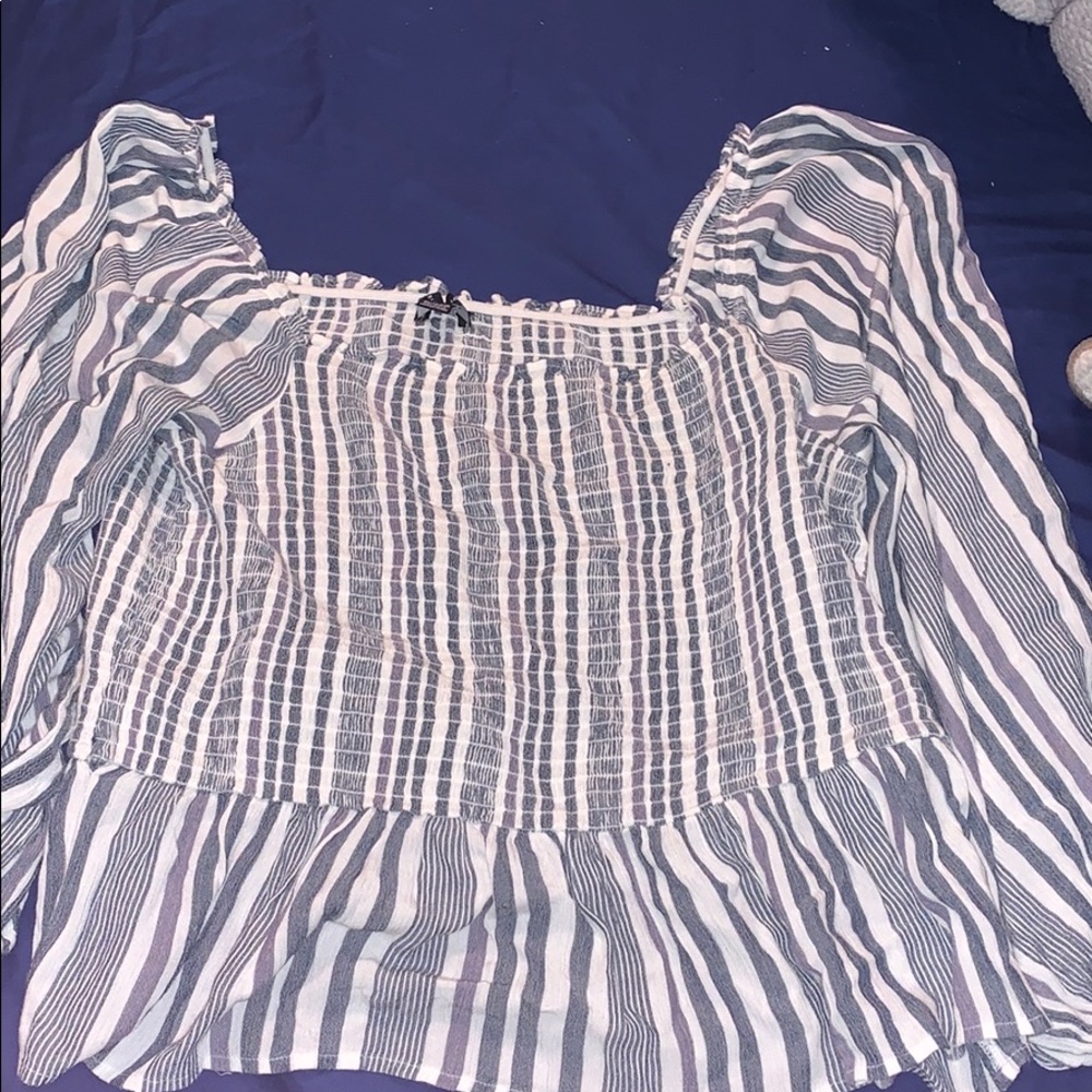 American Eagle off the shoulder top